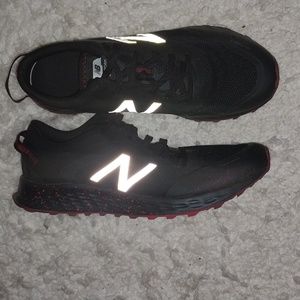 Men size 11 New Balance